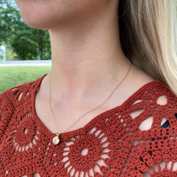 Handmade Gold Charm Seashell Necklace - Picture 3 of 10